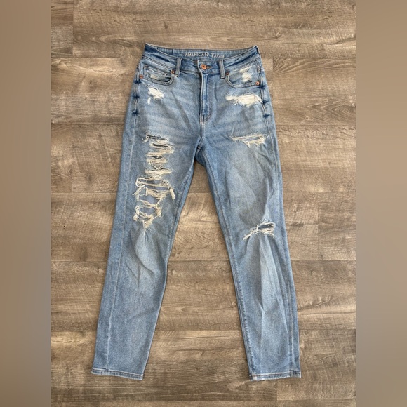 American Eagle Outfitters Denim - American Eagle distressed mom Jeans